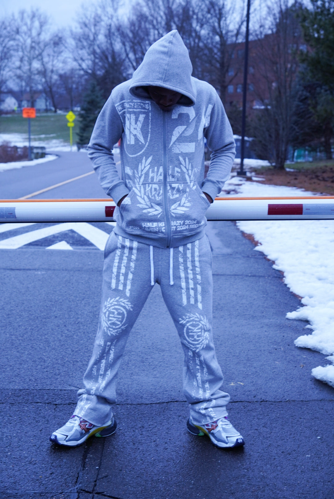 LIGHT GRAY HK SWEATSUIT